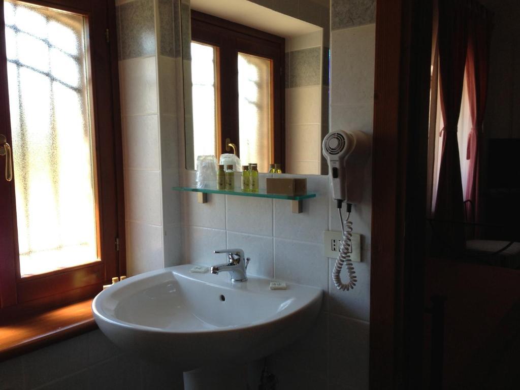 Agriturismo Villa Irelli Castellalto Zimmer foto